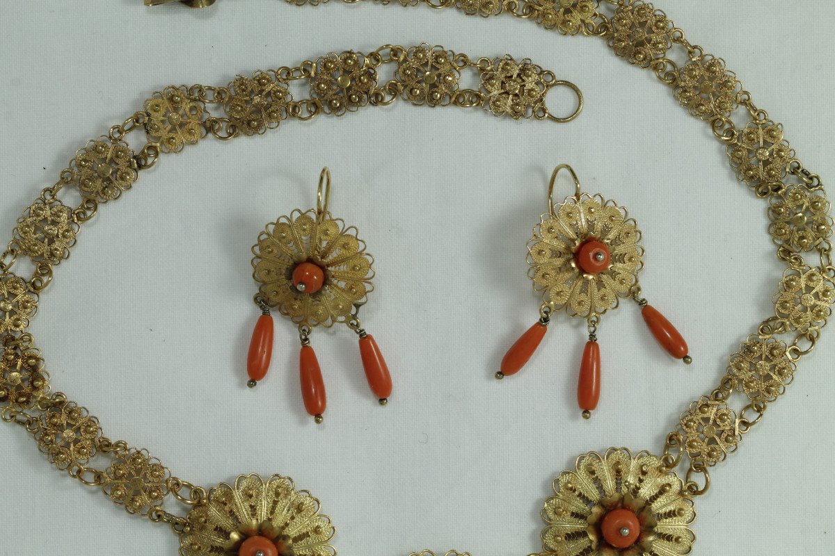 Antique Necklace And Earrings Set-photo-2
