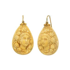 Boucles d'Oreilles Anciennes Or Camee De Lave