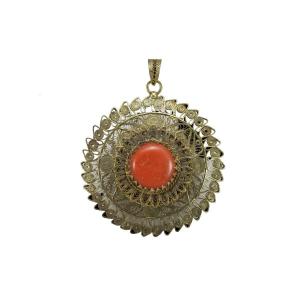 Antique Gold Filigree Coral Pendant