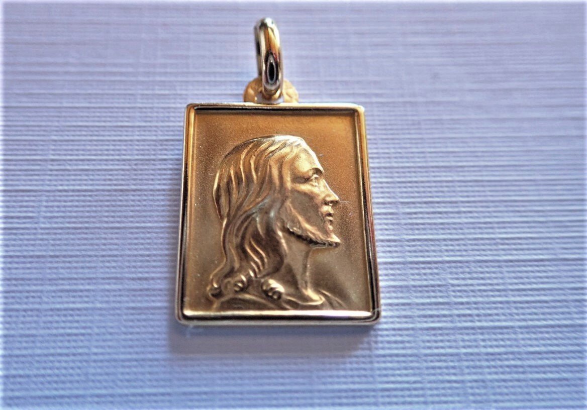 Medaille Christ Or 18 Carats