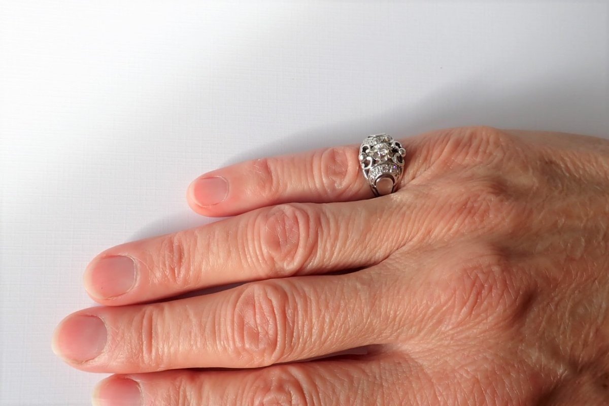 18 Carat White Gold Diamond Ring-photo-3