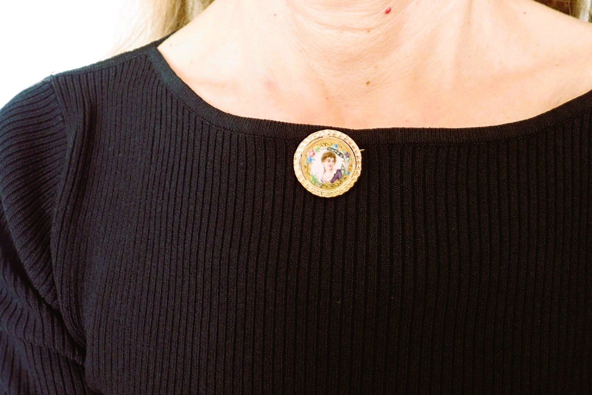 Art Deco Miniature Sue Mother-of-pearl Brooch-photo-4