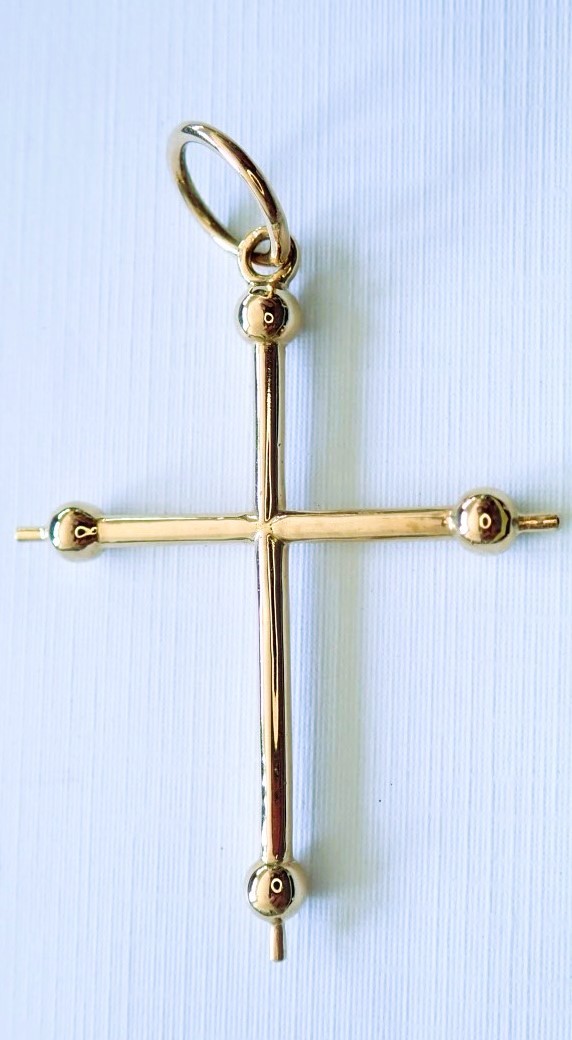 18-carat Gold Savoy Baton Cross Pendant