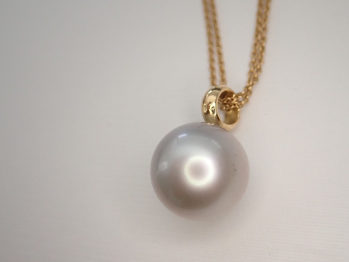 Tahitian Pearl Pendant Bail In 18 Carat Gold-photo-3