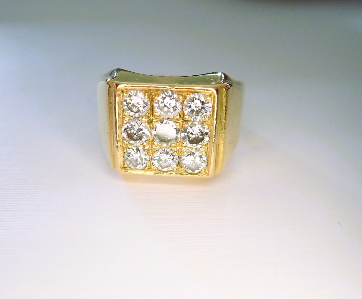 Massive 18-carat Gold Signet Ring Set With Diamonds-photo-3