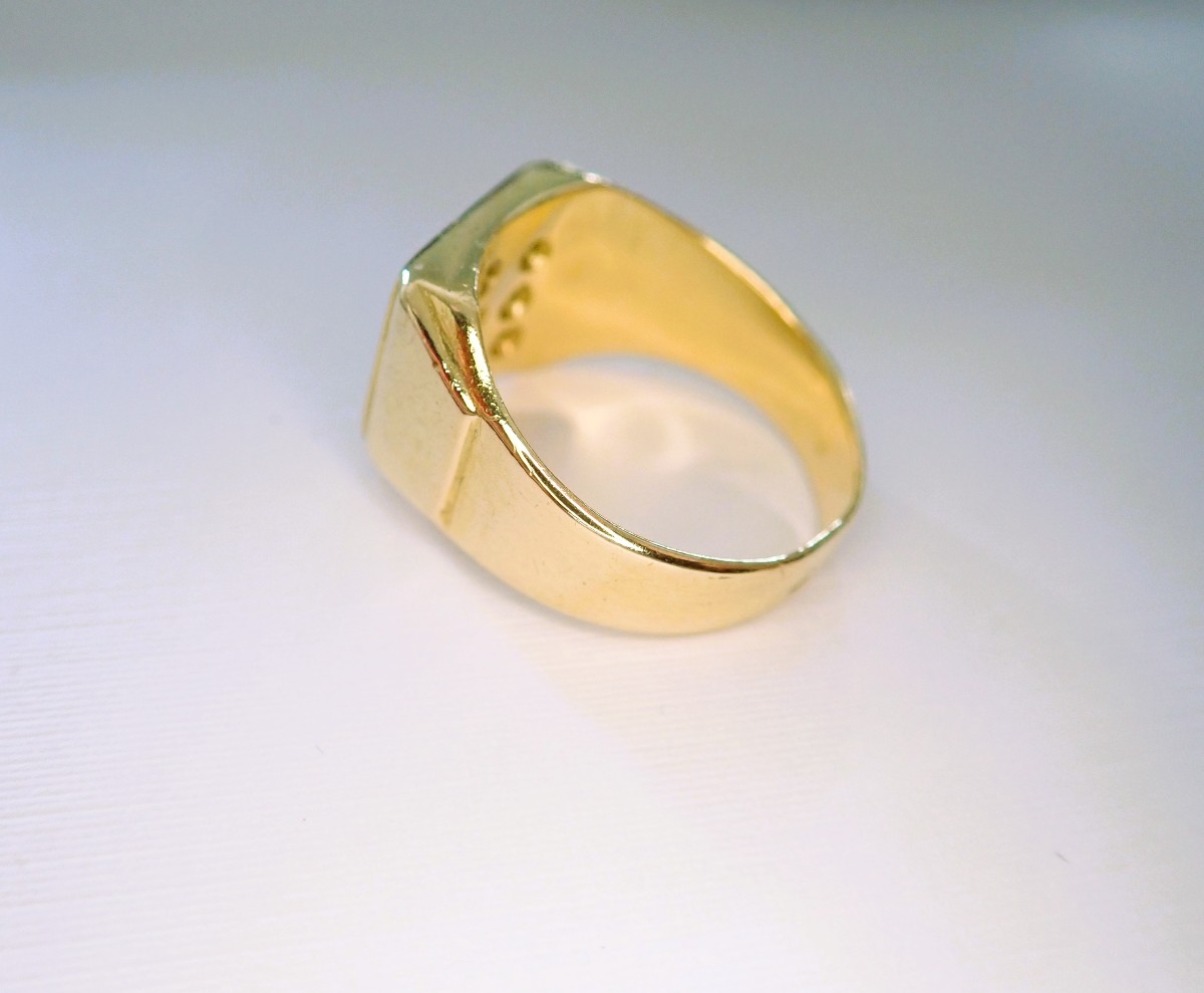 Massive 18-carat Gold Signet Ring Set With Diamonds-photo-2