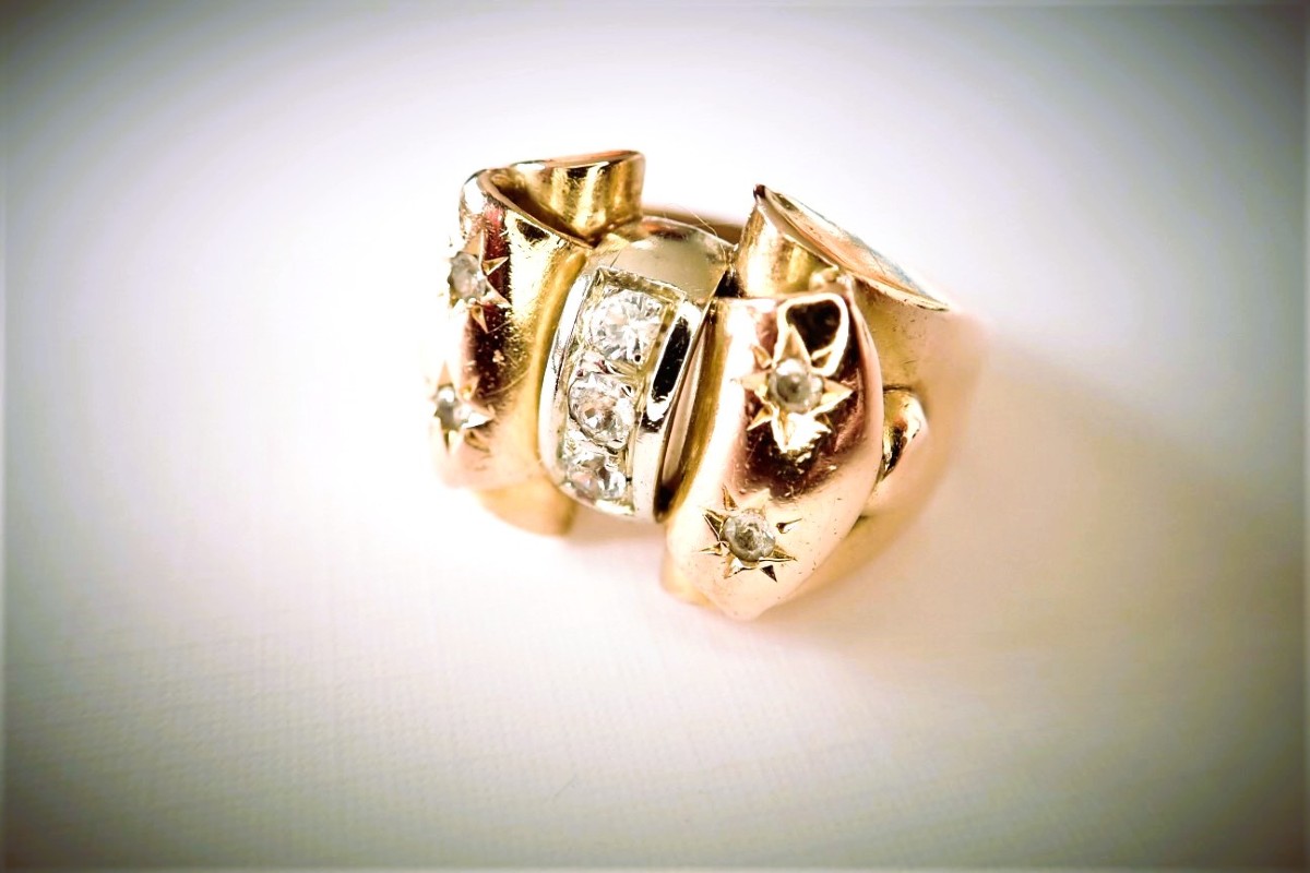 18-carat Gold Art Deco Ring