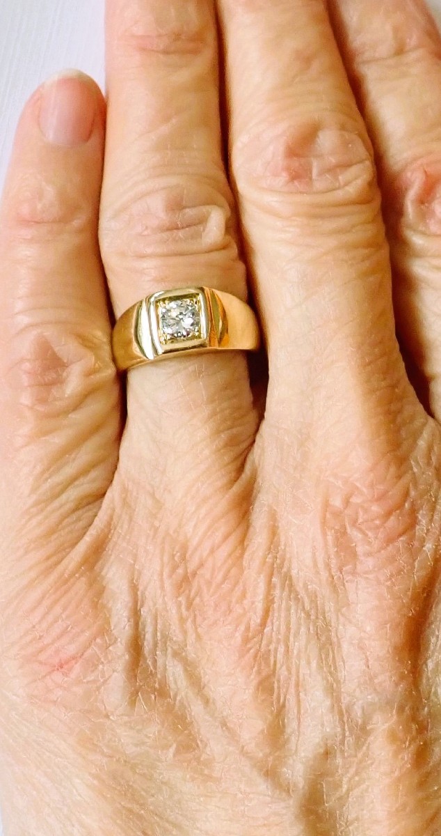 Bague chevalière or 18 carats  sertie d'un diamant -photo-3