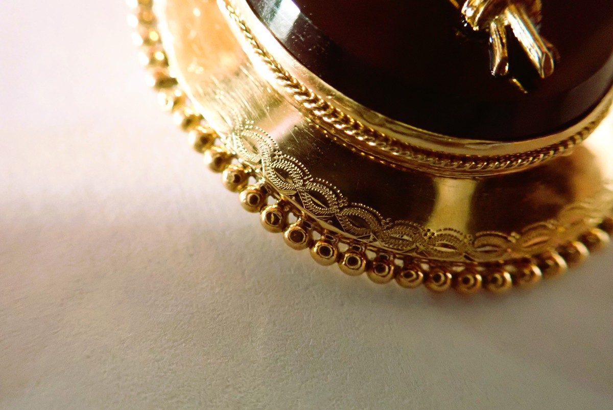Onyx Napoleon III Brooch 18 Carat Gold-photo-3