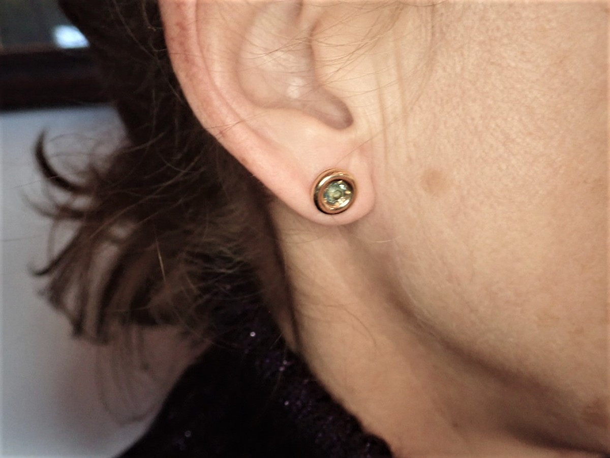 Paire de boucle d'oreilles saphirs en or 18 carats-photo-1
