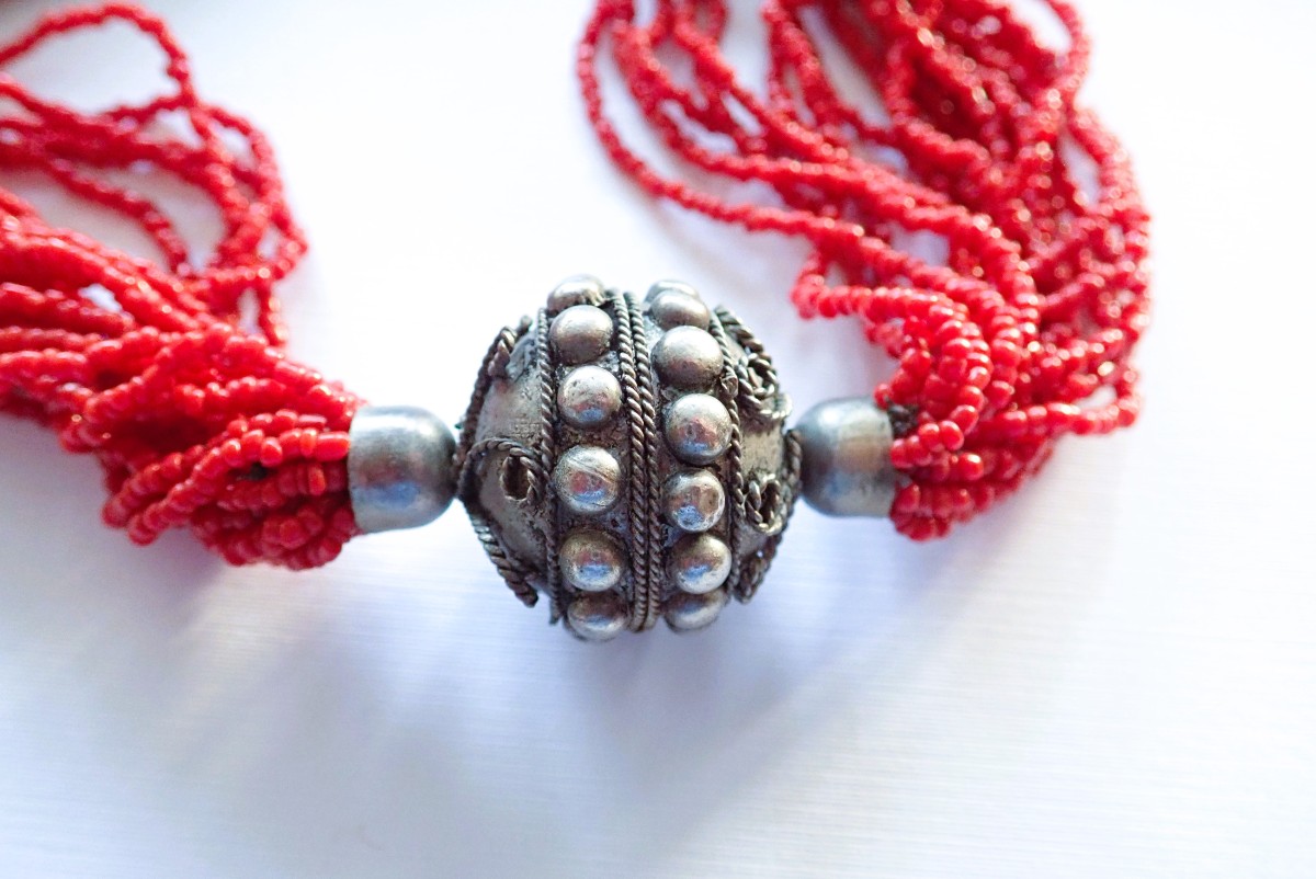 Ethnic Necklace Made Of Seed Beads-photo-3