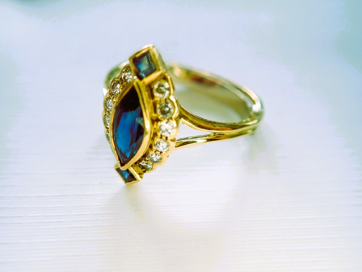 Bague marquise or 18 carats  sertie de diamants et saphirs-photo-3