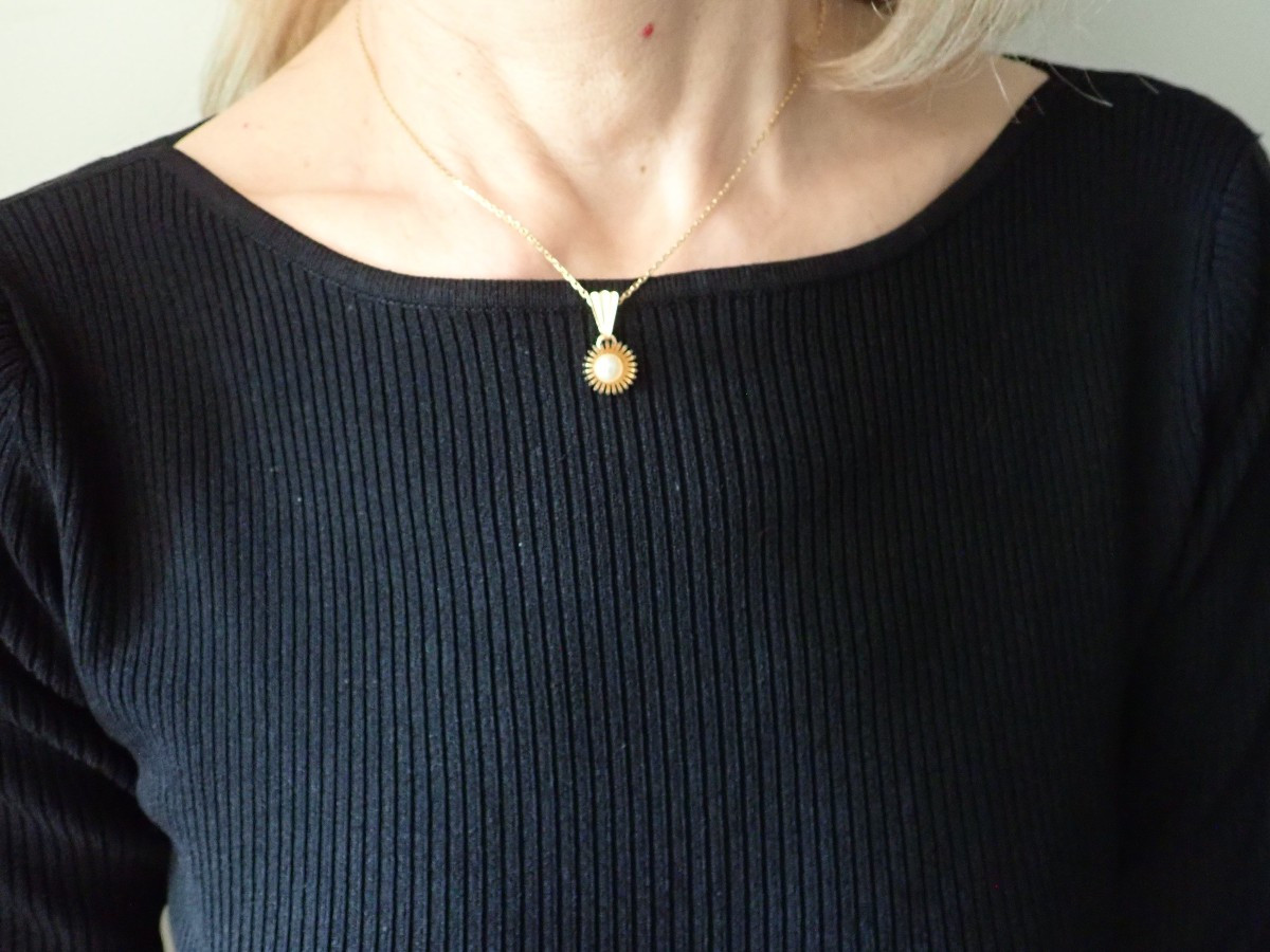 18-karat Gold Pearl Pendant-photo-2