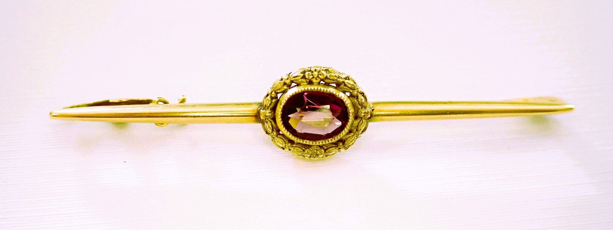 18-karat Gold Art Deco Brooch