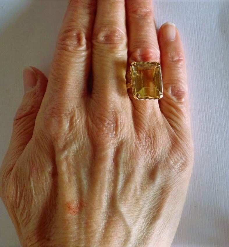 Bague sertie d'un important quartz fumé-photo-4