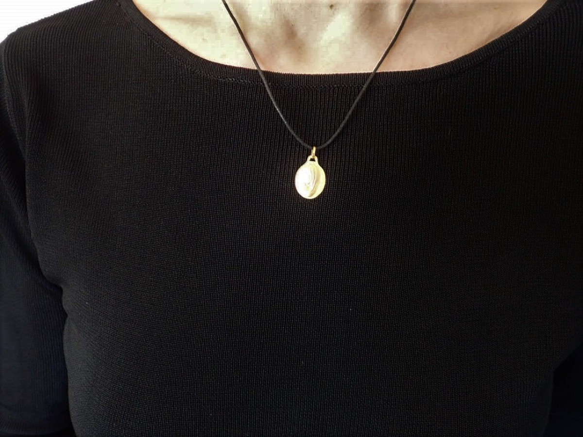 18-carat Gold Medal Of The Virgin Mary-photo-2