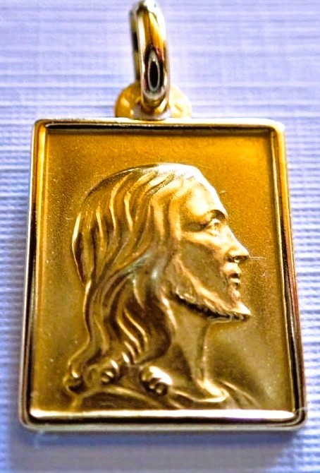 18-carat Gold Christ Medal