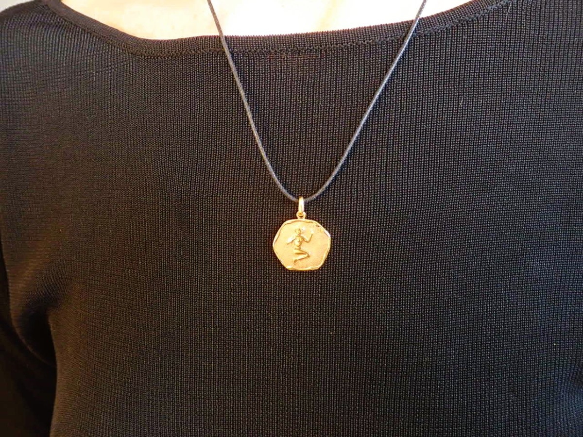 Medaille  astrologique Viege  or 18 carats-photo-2