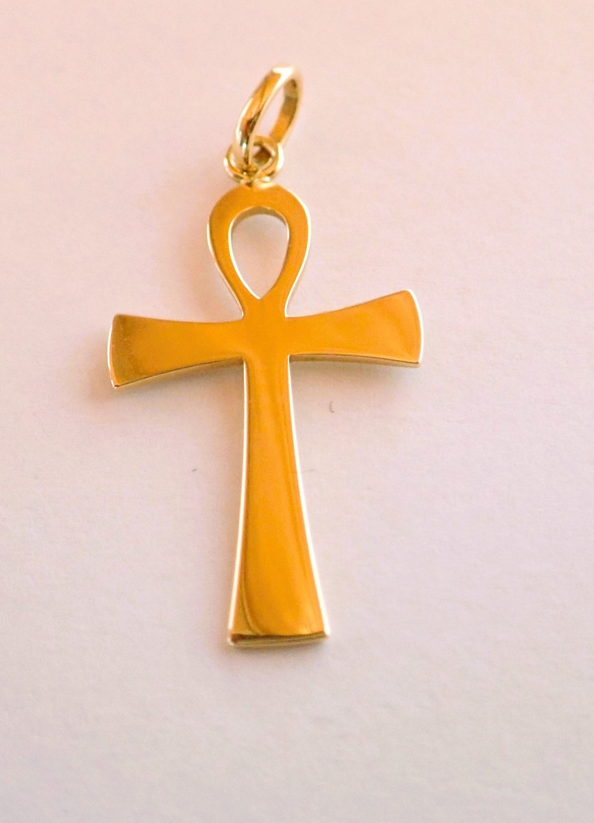18-carat Gold Egyptian Cross