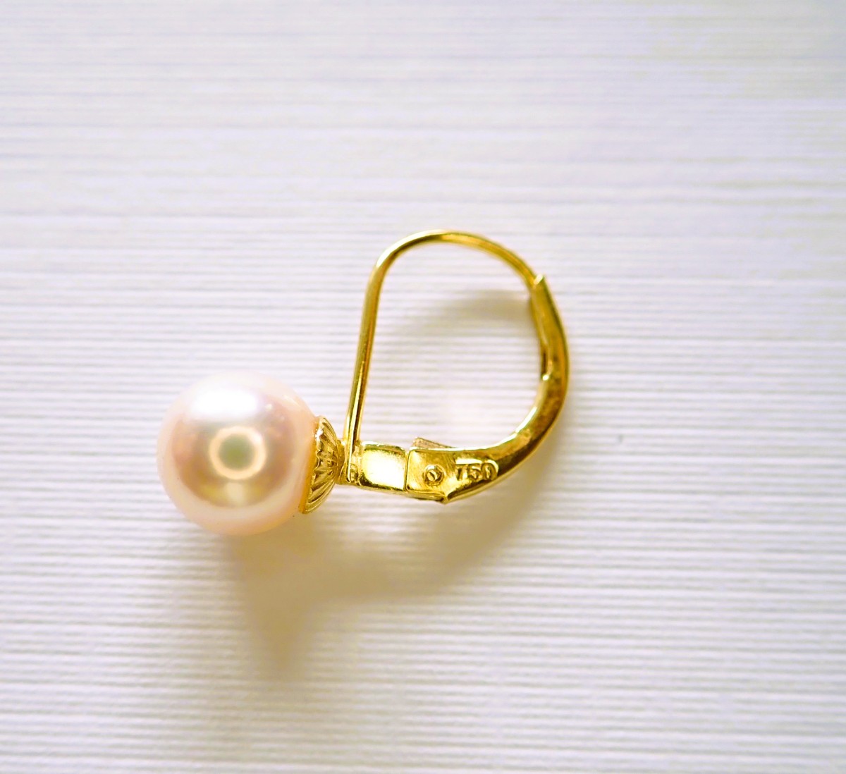 Paire de boucle d'oreille or18 carats perles 6,5mm or 18 carats-photo-2