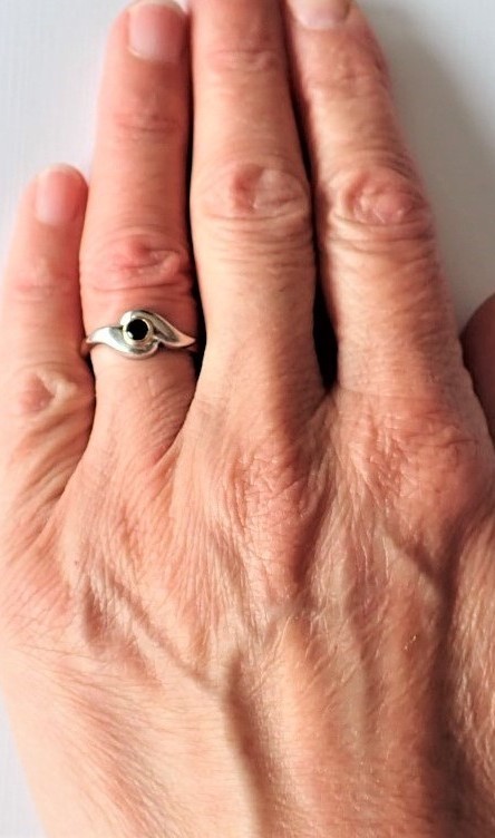 Bague or blanc et or jaune 18 carats sertie d'un saphir-photo-4