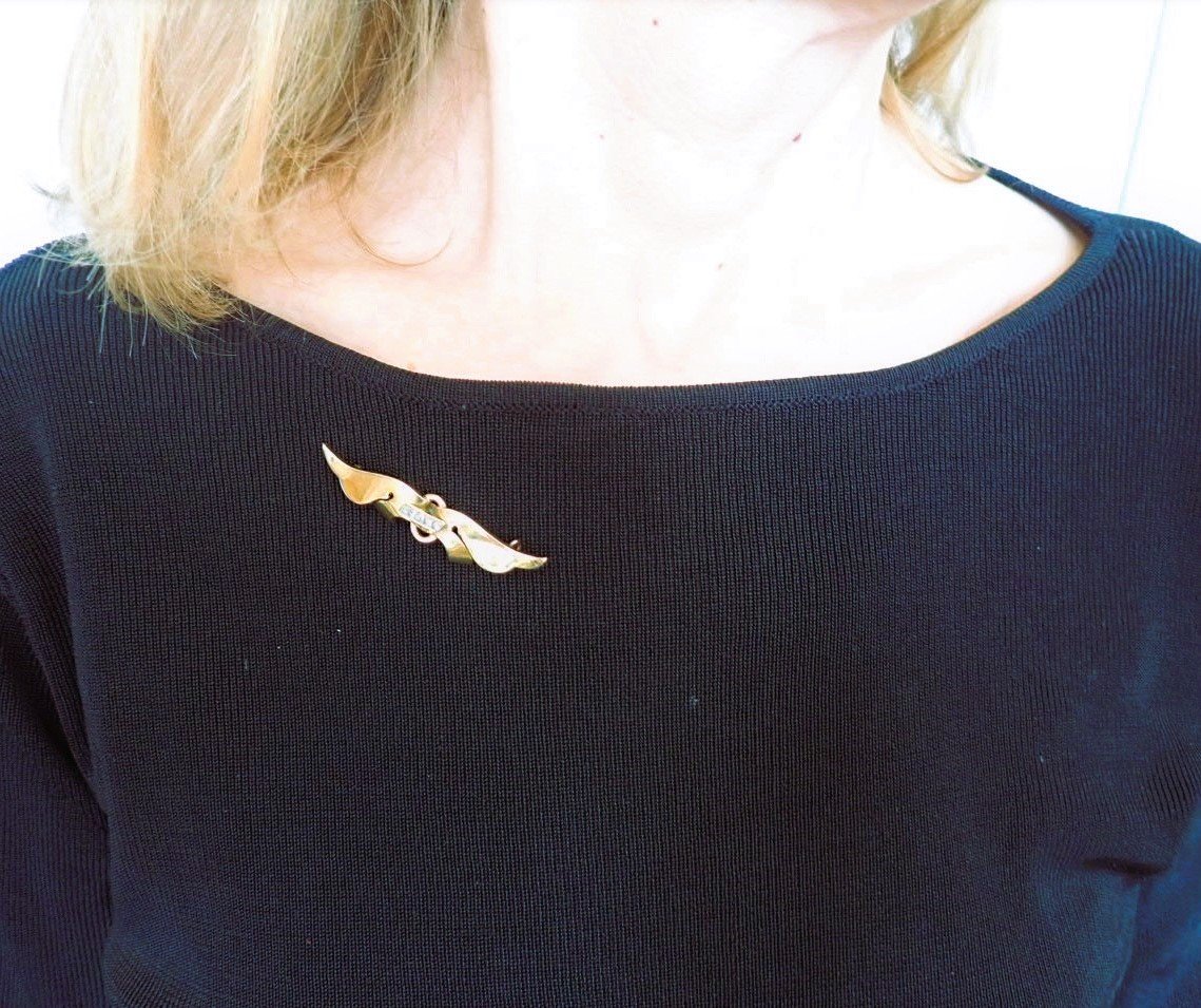18-karat Gold Art Deco Brooch Set With Diamonds-photo-2