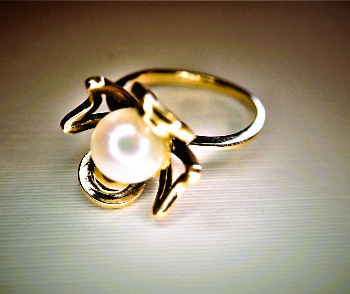 18-karat Gold Pearl Ring From The 1960s