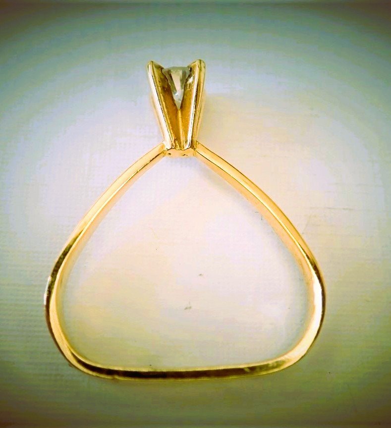 Bague solitaire diamant années 1960  or 18 carats