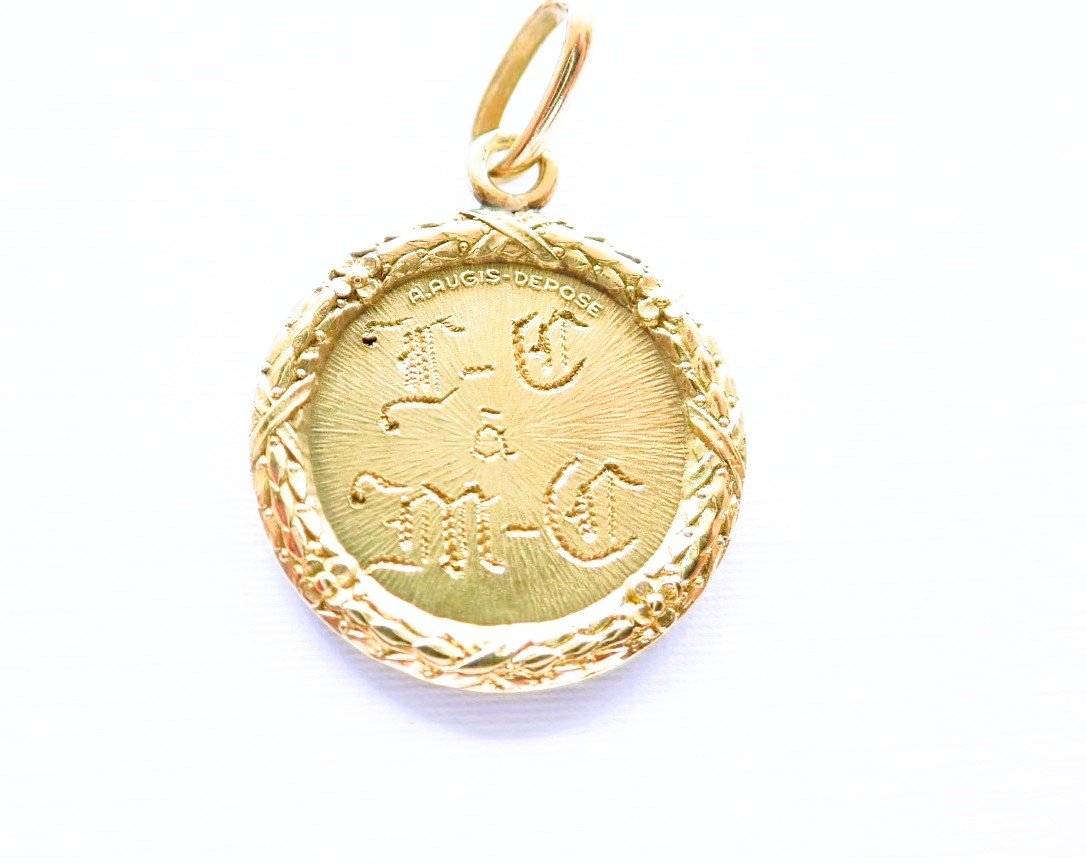 "love" Medal By Augis, Set With Diamonds And Rubies, 18-karat Gold-photo-2