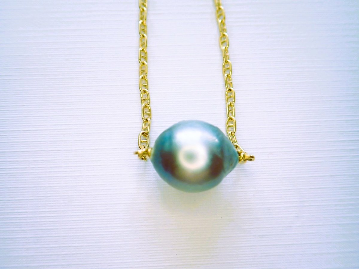 Black Tahitian Pearl On An 18-karat Gold Marine-link Chain -photo-2