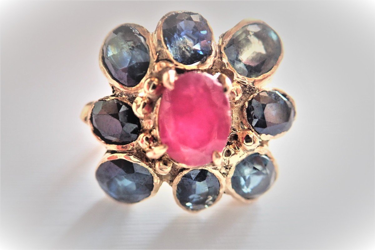 18k Gold Ruby And Sapphires Ring