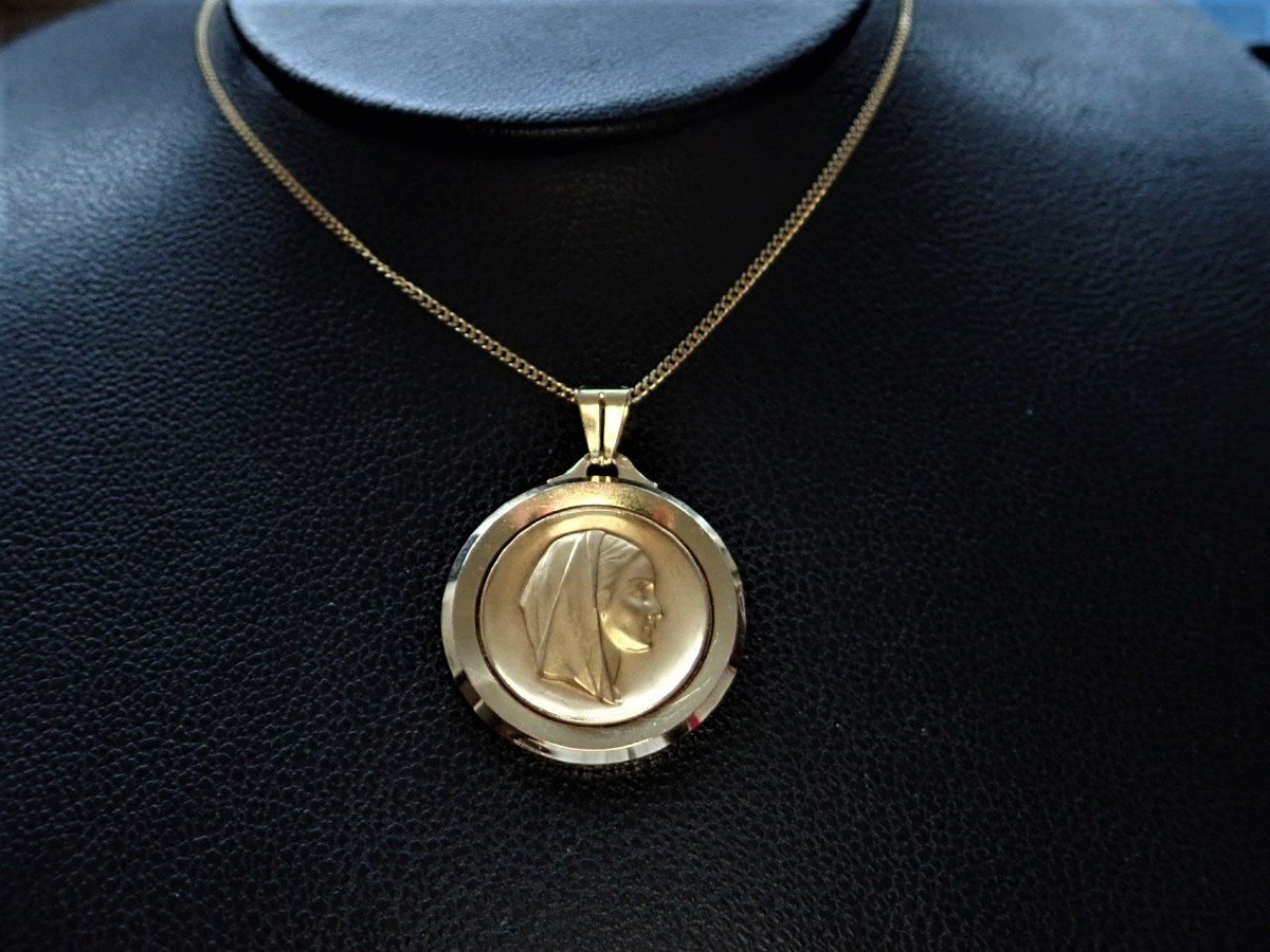 Holy Virgin Medal 18k Gold