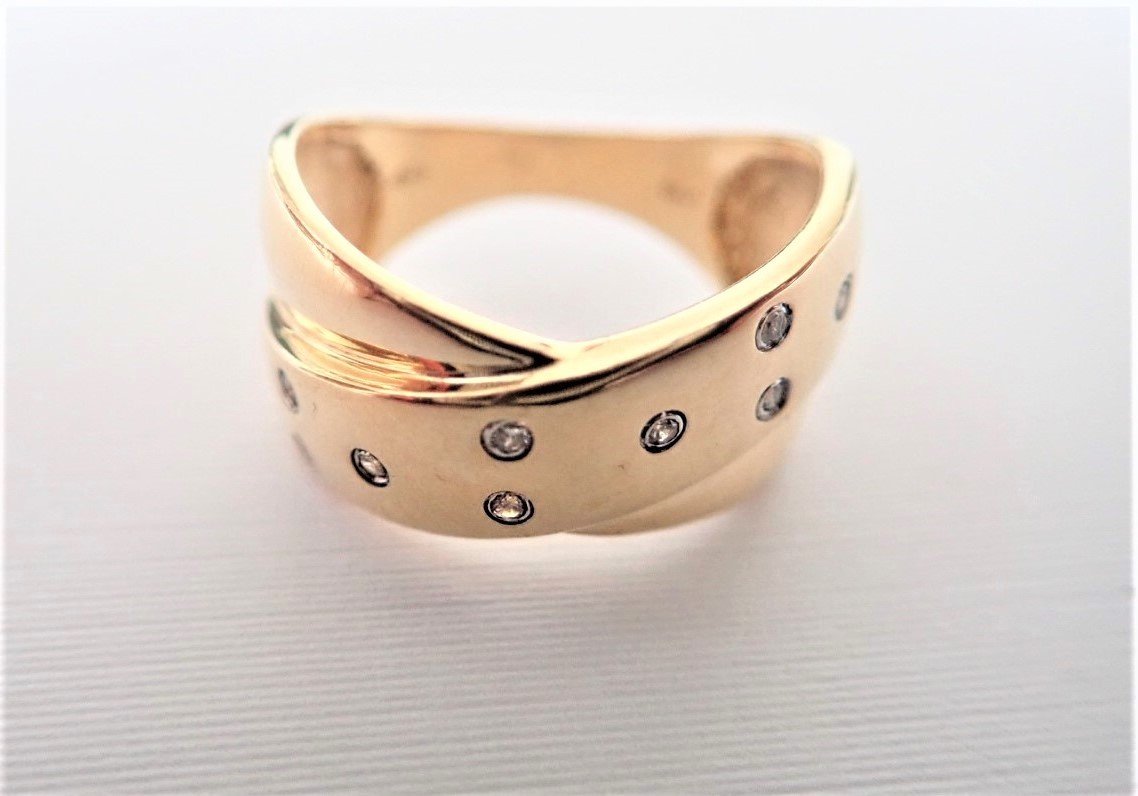 Bague Ruban Diamants Or 18 Carats