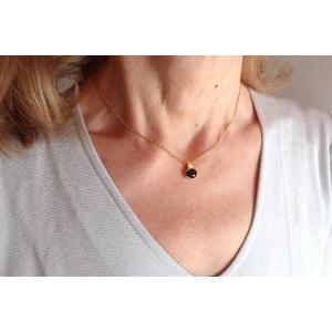 18-carat Gold Pendant Set With A Sapphire 