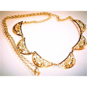 Collier draperie maille filigrane en or 18 carats