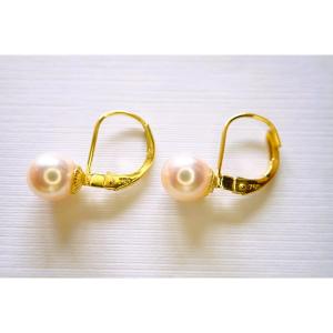 Paire de boucle d'oreille or18 carats perles 6,5mm or 18 carats