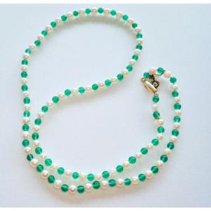 Cultured Pearl And Agate Necklace With 18-karat Gold Clasp
