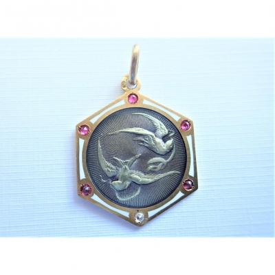 Art Nouveau Médaille Hexagonale Or 18 Carats Et émail