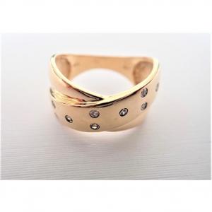 18k Gold Diamond Ribbon Ring