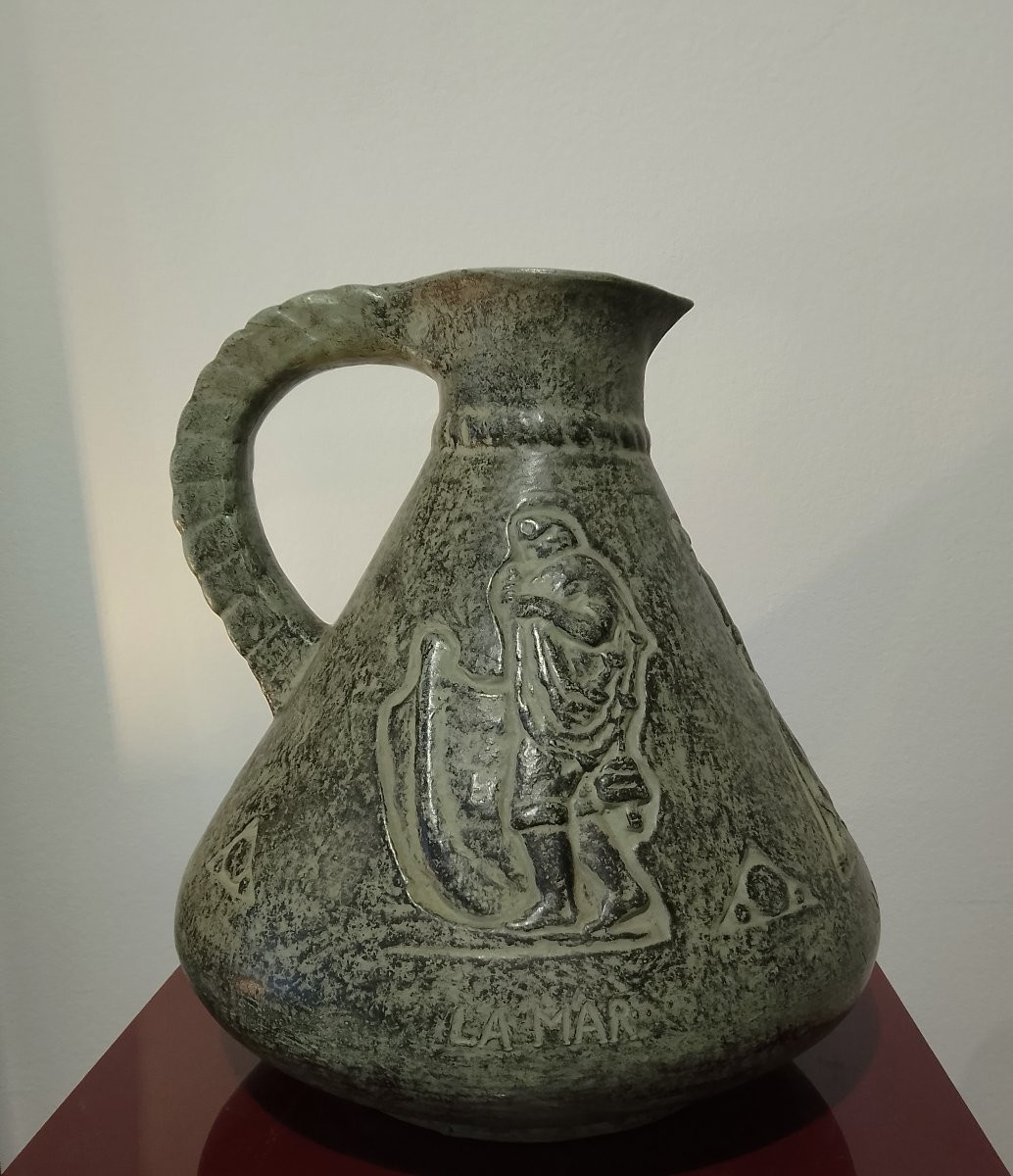 Pichet en céramique de Gustave Violet.-photo-3