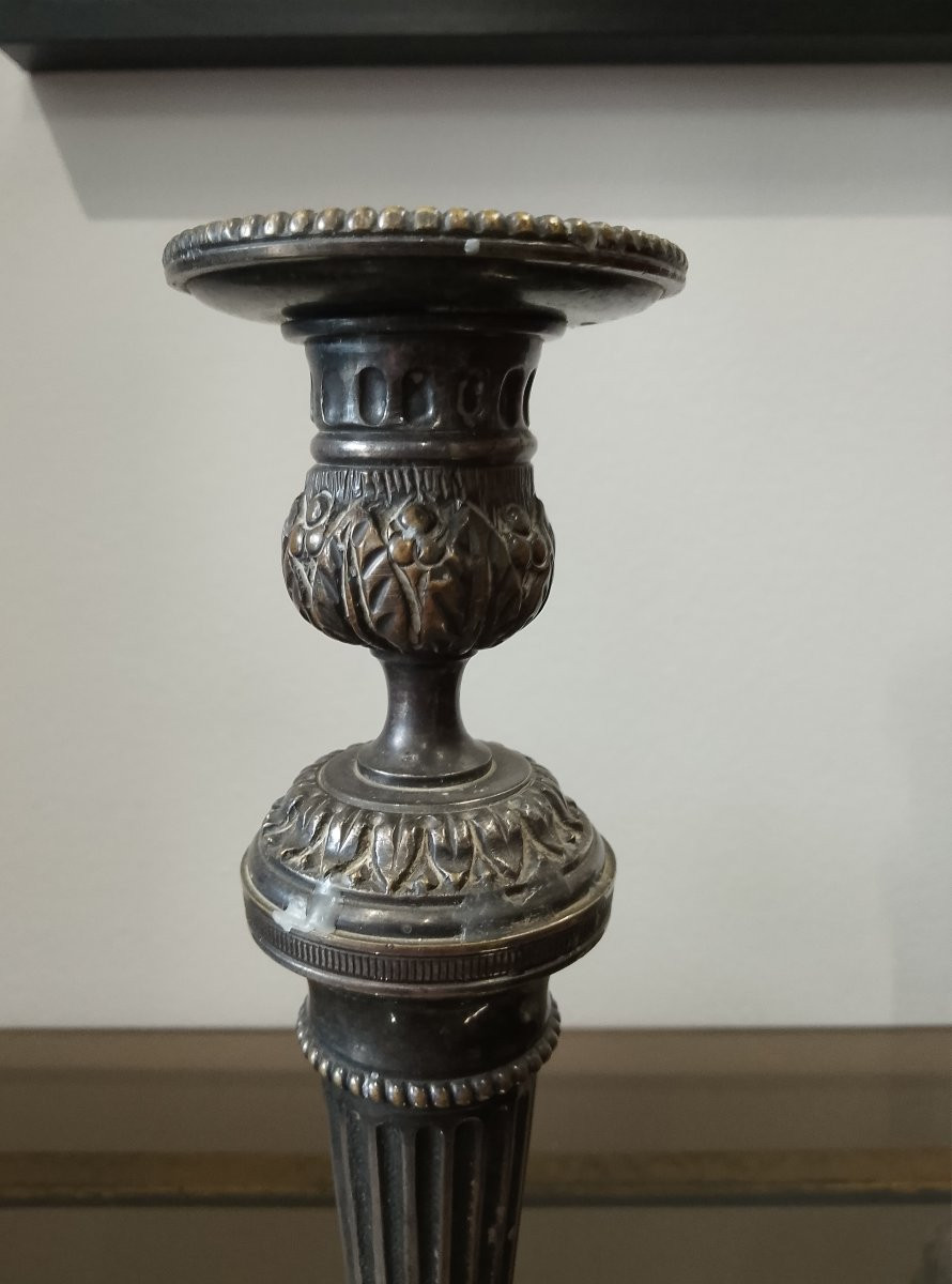 Paire de candélabres en bronze argenté.-photo-6