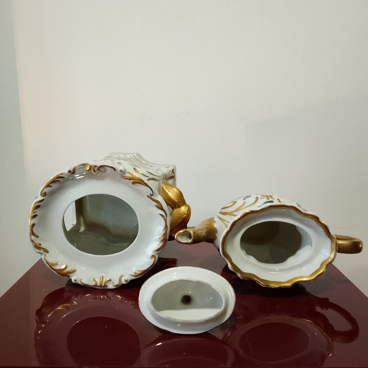 Paris Porcelain Teapot.-photo-8