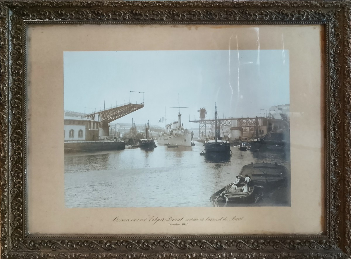 Photographie originale de l'Edgar Quinet à Brest. 