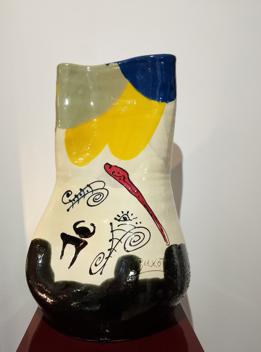 Important vase en céramique.