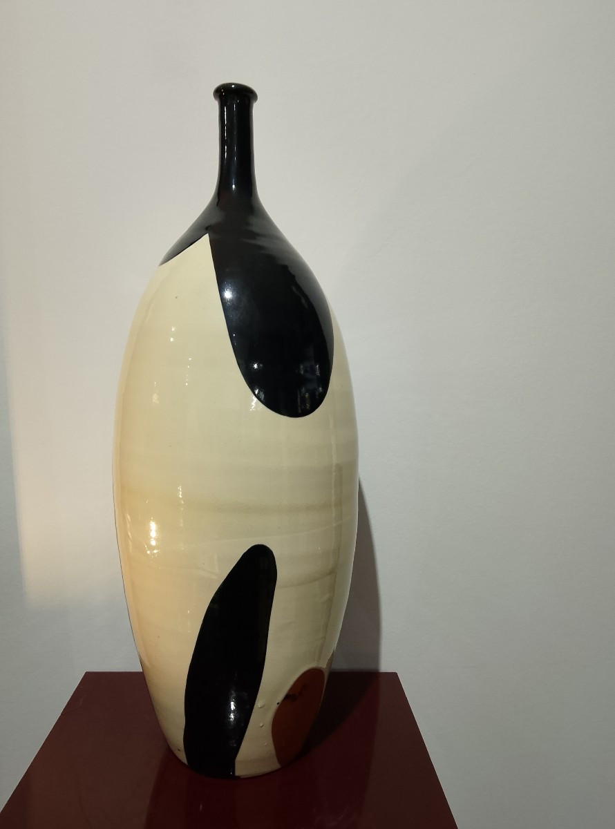 Large Oblong Ceramic Vase.-photo-3
