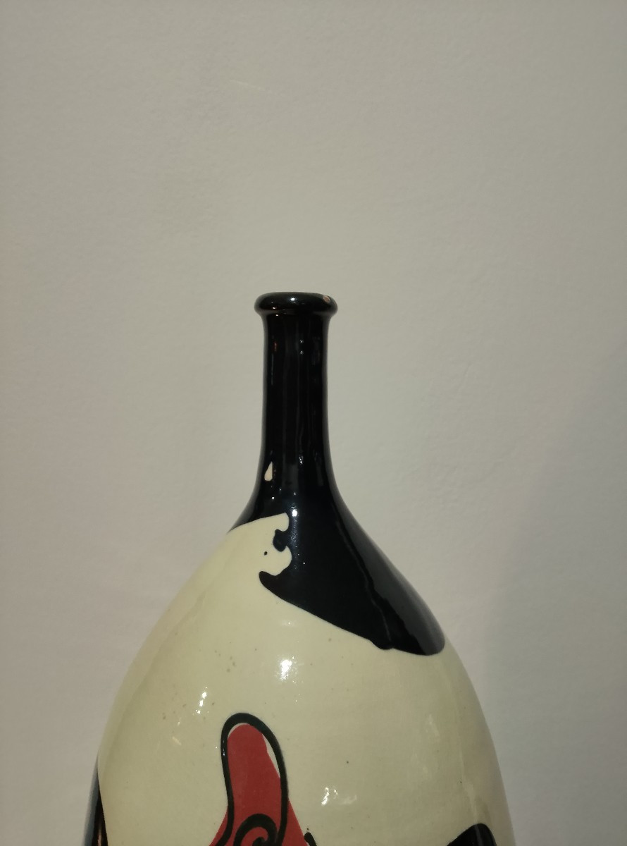 Large Oblong Ceramic Vase.-photo-4