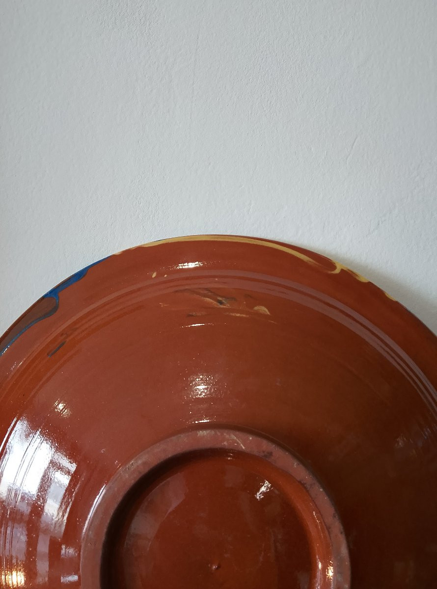 Large Round Ceramic Dish.-photo-2