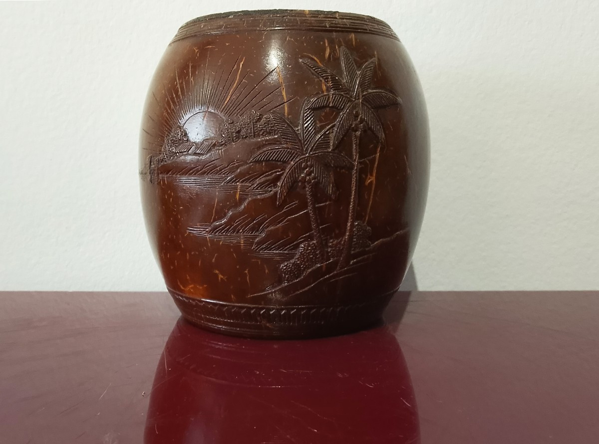 Tobacco Pot Made From Finely Carved Coconut.-photo-1