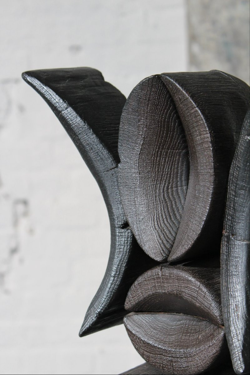 sculpture totem en bois brulé par le sculpteur belge Jules De Waele-photo-2