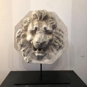 bas-reliëf d’une tête de lion en plâtre , provenance Académie des Beaux Arts de Gand